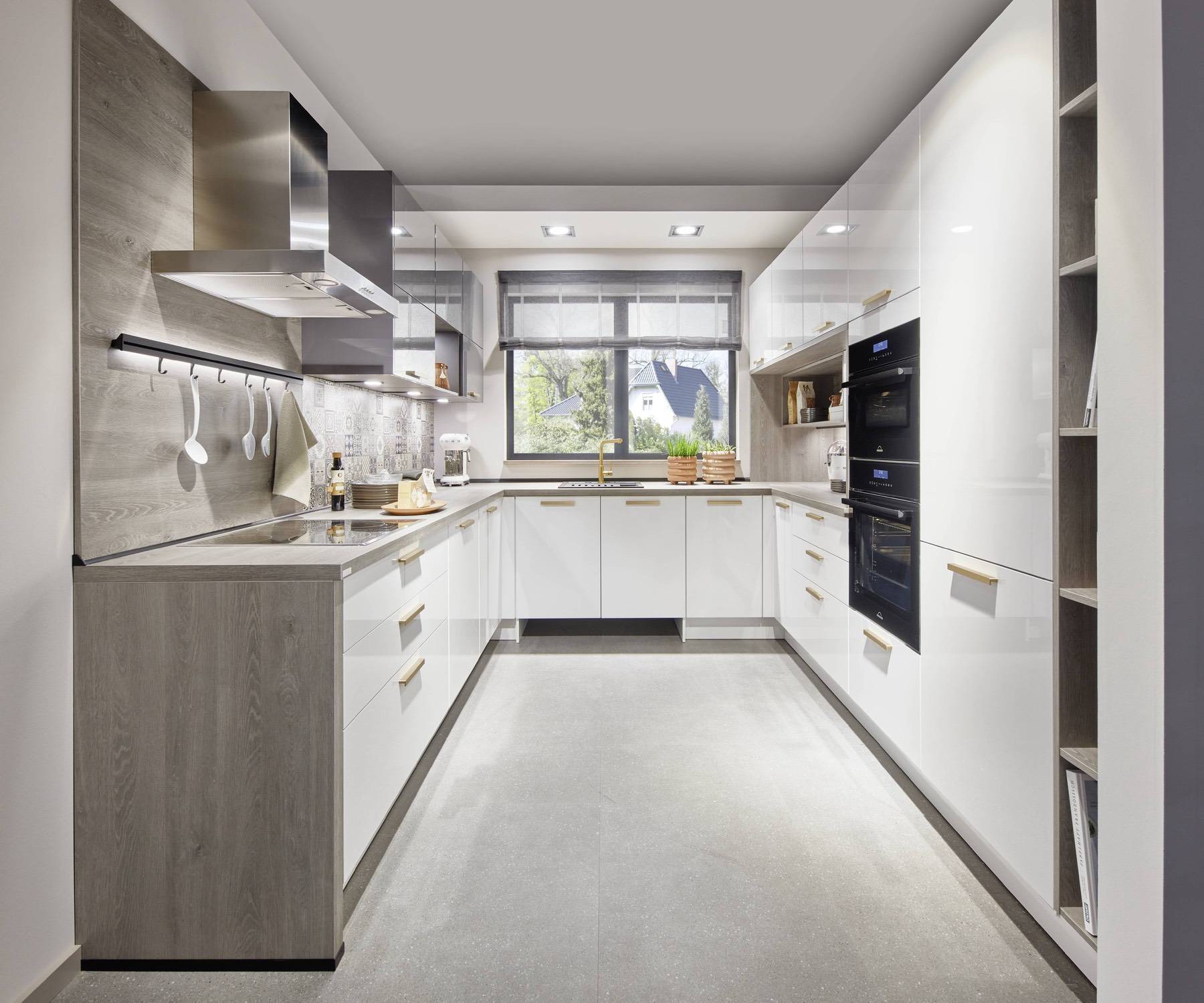 Nobilia Light Gloss Kitchen | Lead Wolf, Gotham